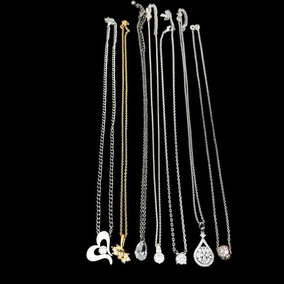 Rhinestone Pendant Necklace Lot 7 Gold And Silver Tone Wearable Delicate Sparkly - Picture 12 of 12